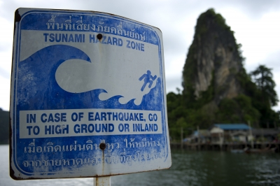 tsunami sign
